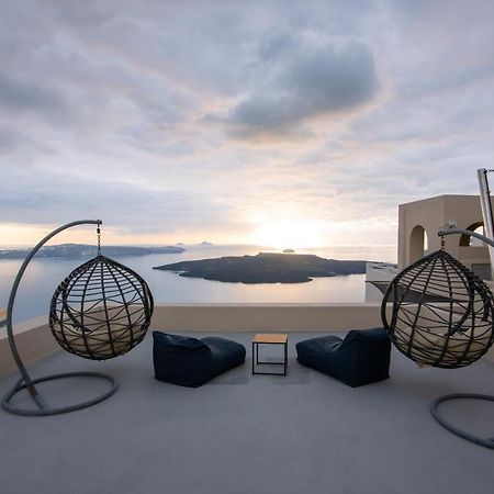 Caldera Cliff Illusion Aparthotel Fira  Exterior photo