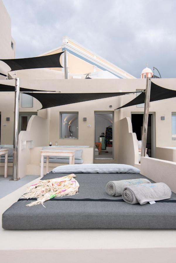 Caldera Cliff Illusion Aparthotel Fira  Exterior photo
